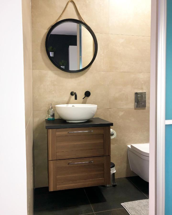 Apartment Zagreb Jacuzzi Екстер'єр фото